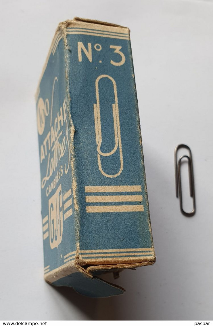 Ancienne Boîte En Carton D'attache-lettres Cambrées Trombones GJ & F Complète Avec Ses 100 Trombones - Autres & Non Classés