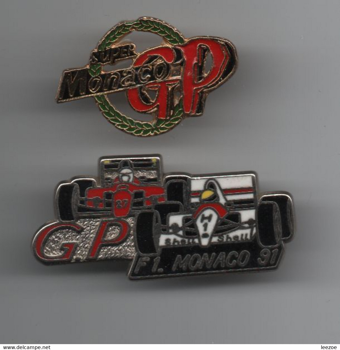 Pin's F1 GRAND PRIX DE MONACO, Le Petit Dos Doré Et Le Grand Dos Argenté Par LOCOMOBILE 94.......BT24 - Automovilismo - F1