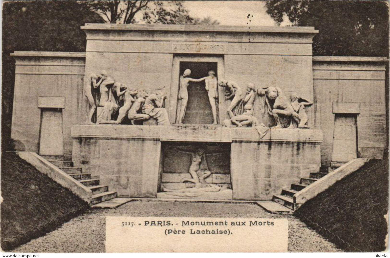 CPA PARIS 20e Cimetiere Pere-Lachaise Mon. Aux Morts (34374) - Arrondissement: 20