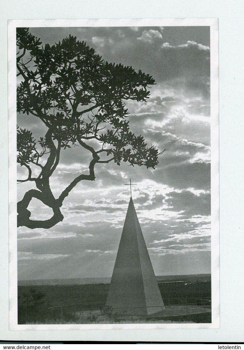 CPM: BRESIL - HISTORIA DE BRASILIA - CHAPELLE DOM BOSCO, PREMIÈRE CONSTRUCTION DE MAÇONNERIE DE LA CAPITALE - Brasilia