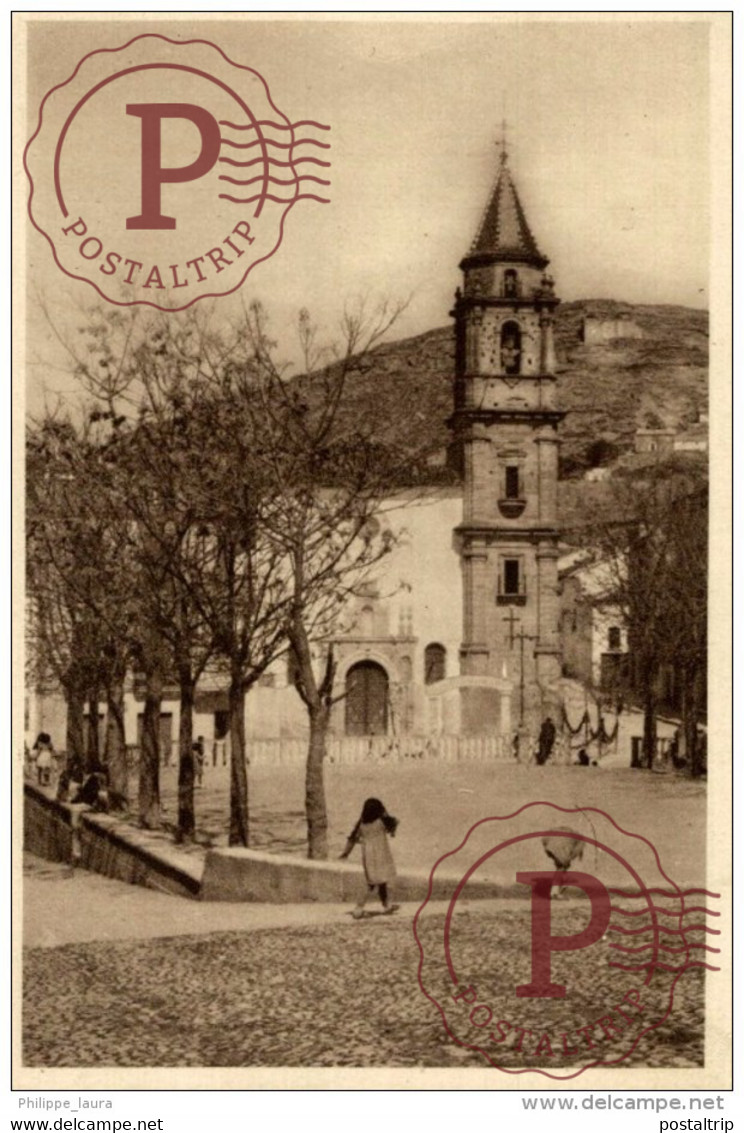 ALCALA LA REAL. PASEILLO DE LA MORA E IGLESIA DE CONSOLACION - Jaén