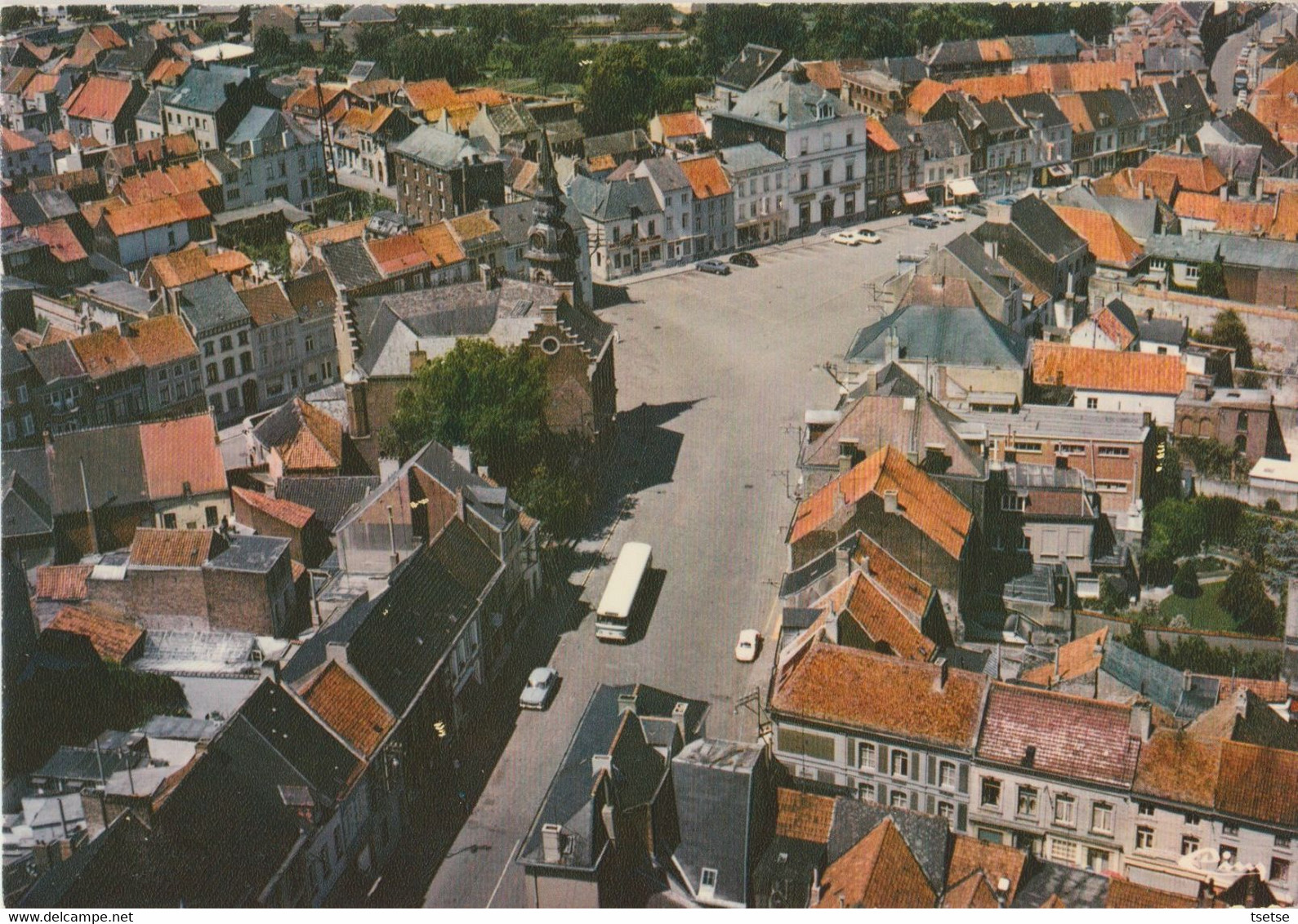 Lessines - La Grand'Place - Vue Aérienne - Lessen