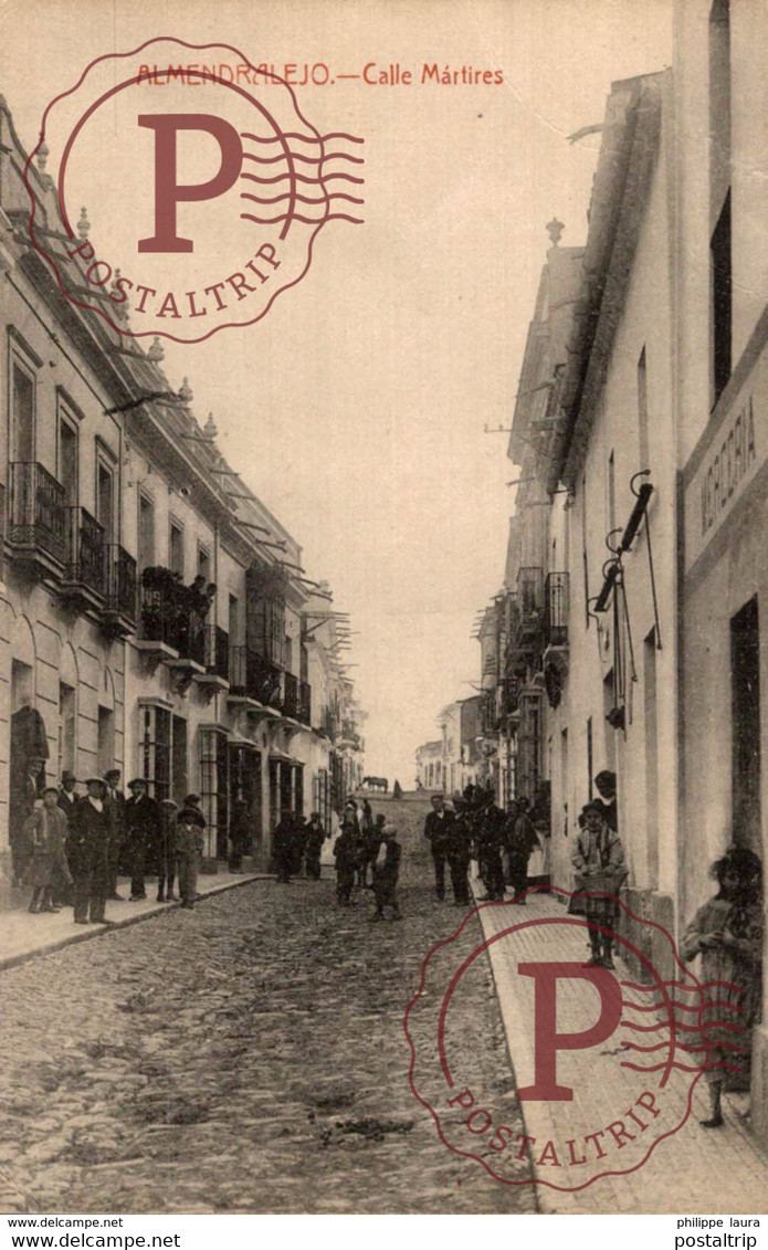 ALMENDRALEJO. (BADAJOZ) CALLE MARTIRES. FOT. L. SAUS VANDERMAN - Badajoz