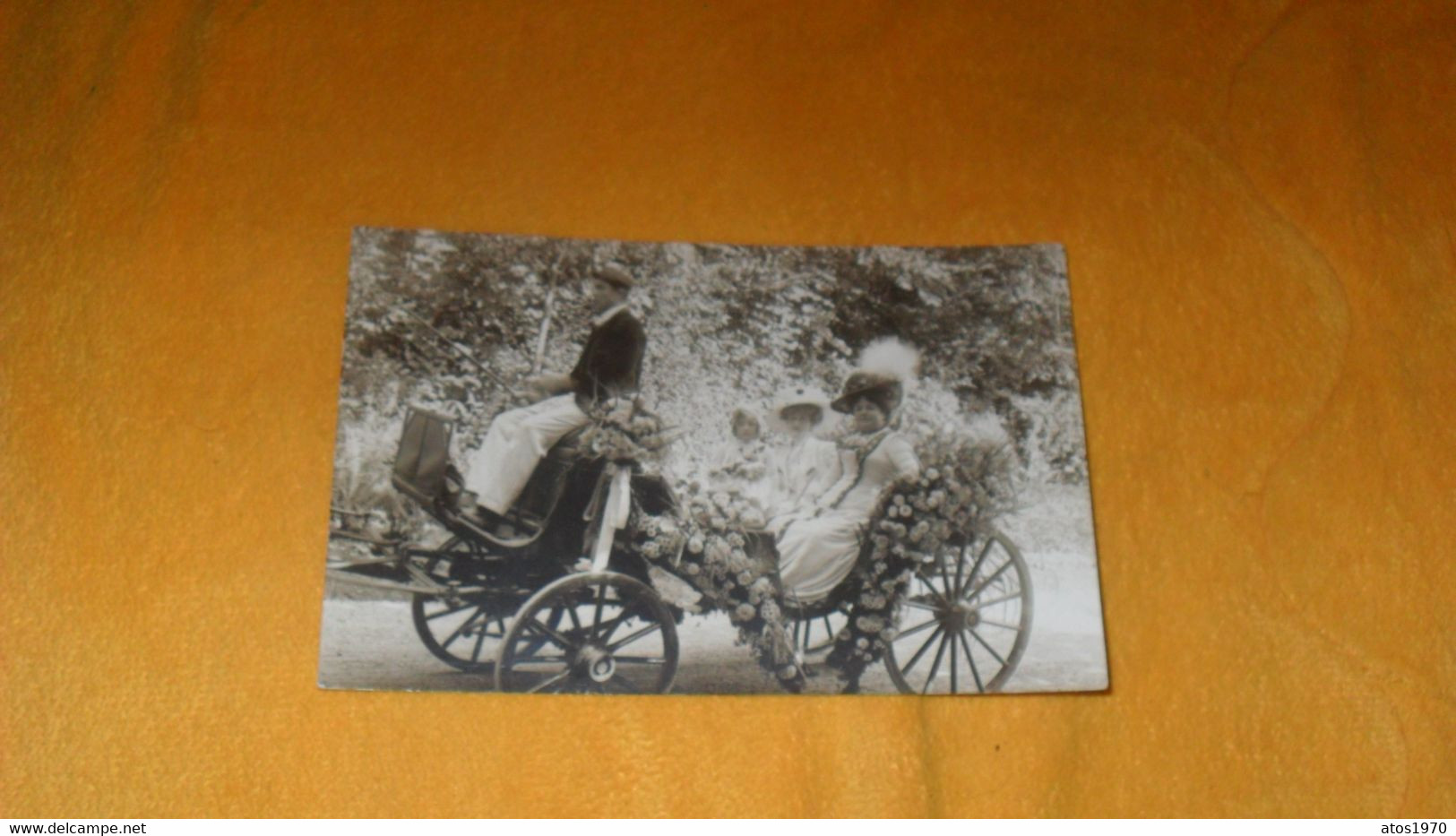 CARTE POSTALE PHOTO ANCIENNE CIRCULEE DE 1909.../ BALADE CAROSSE OU CHAR FLEURI..CACHETS PARIS + TIMBRES - Photos