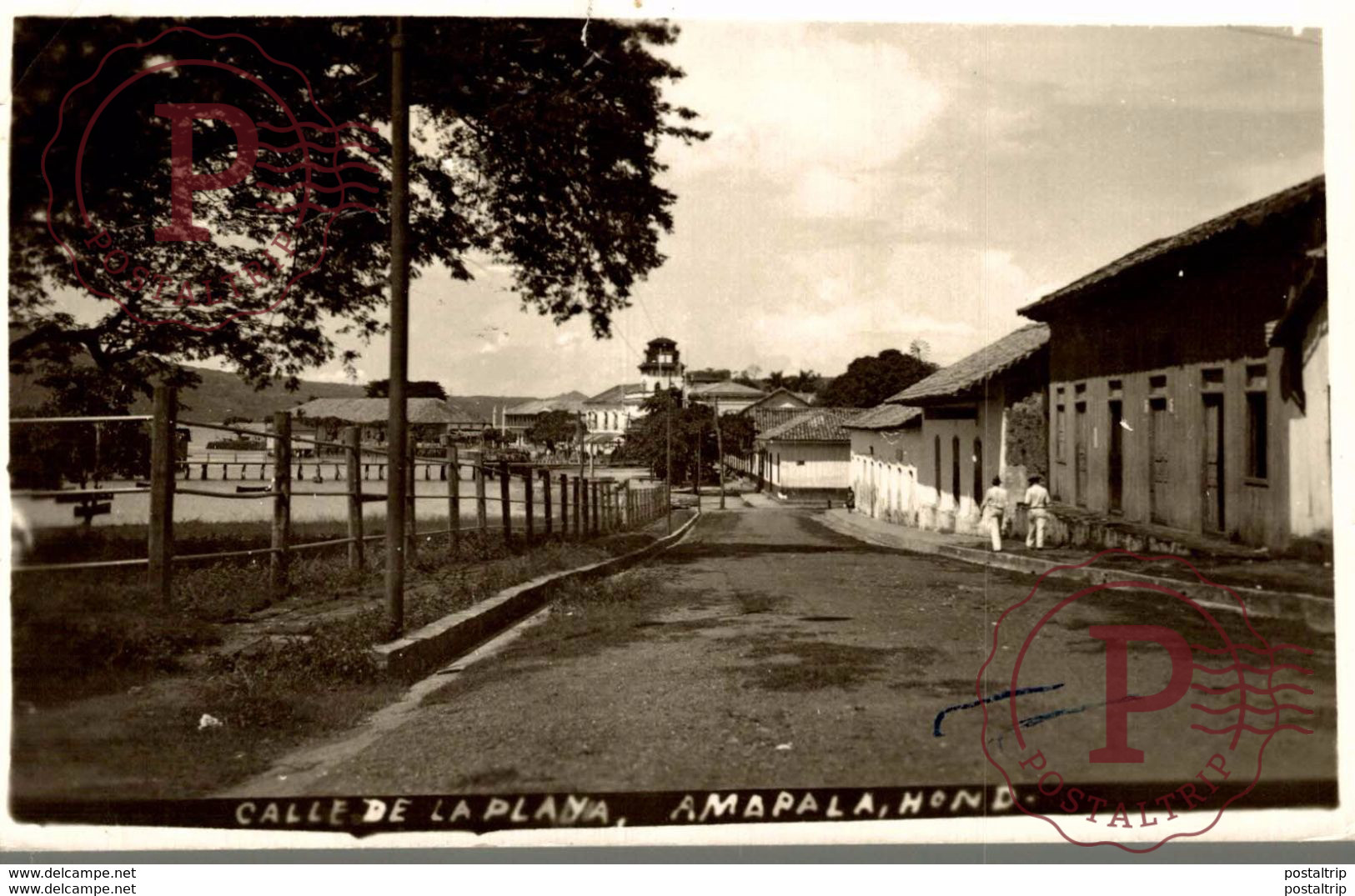 HONDURAS. AMAPALA. CALLE DE LA PLAYA. REAL PHOTO // FOTO REAL - Honduras