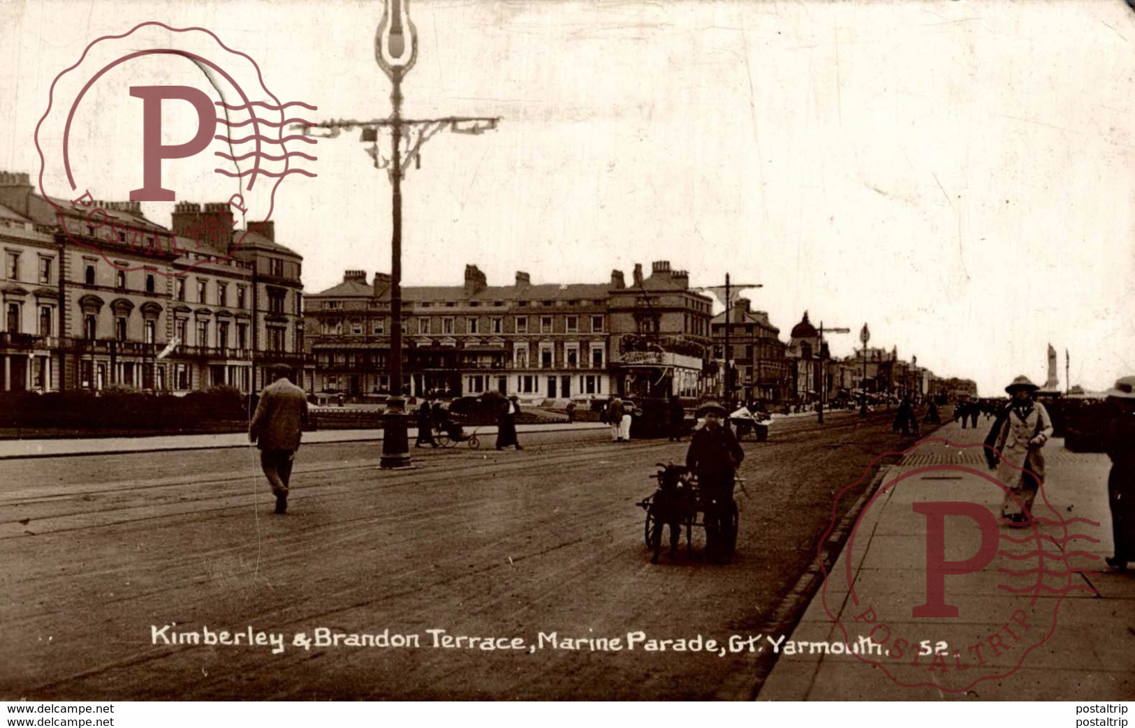 RPPC    Postcard POSTED  KIMBERLEY & BRANDON TERRACE MARINE PARADE GREAT YARMOUTH - Great Yarmouth