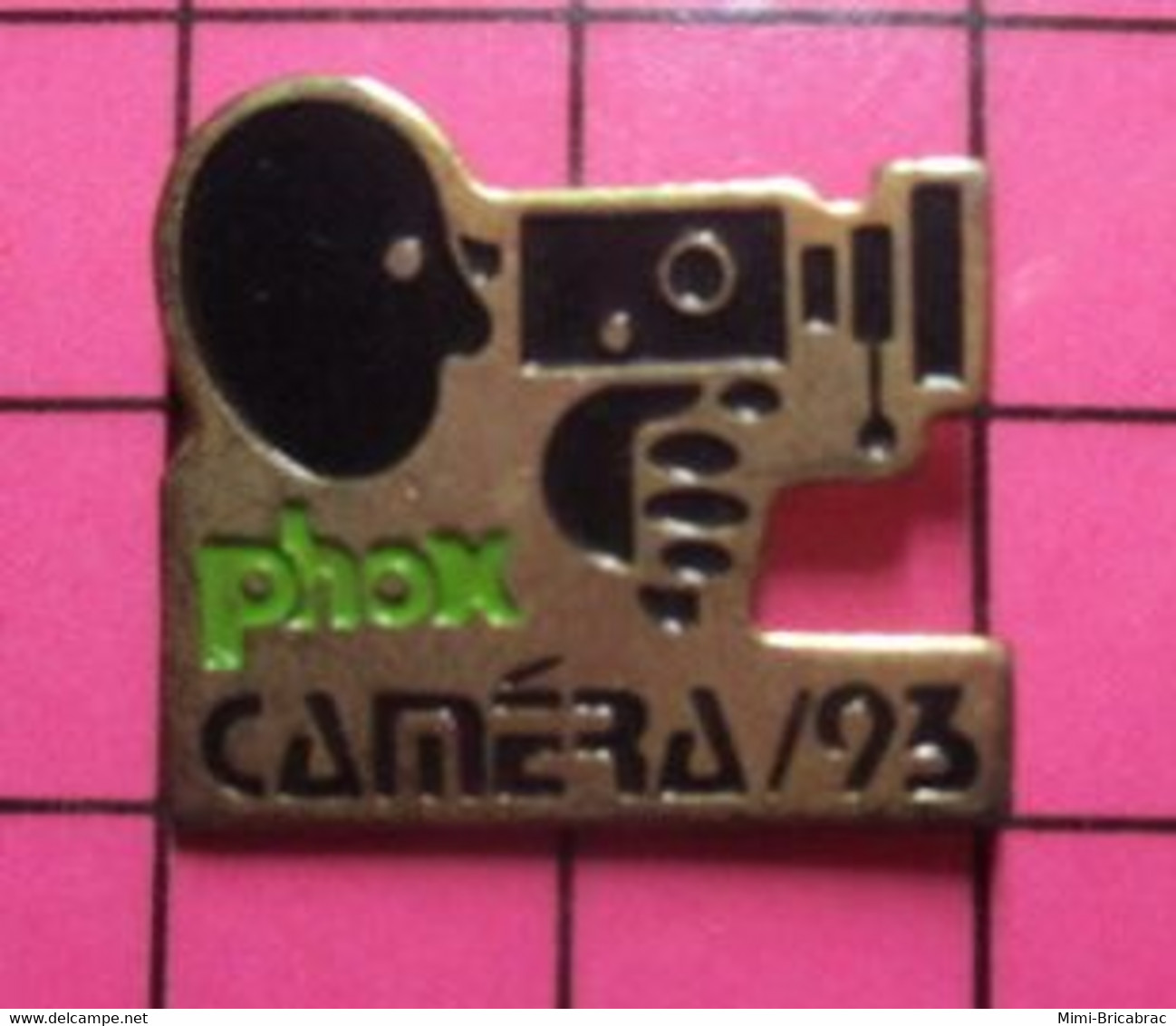 813c Pin's Pins / Beau Et Rare / THEME : PHOTOGRAPHIE / PHOX CAMERA 93 - Photographie