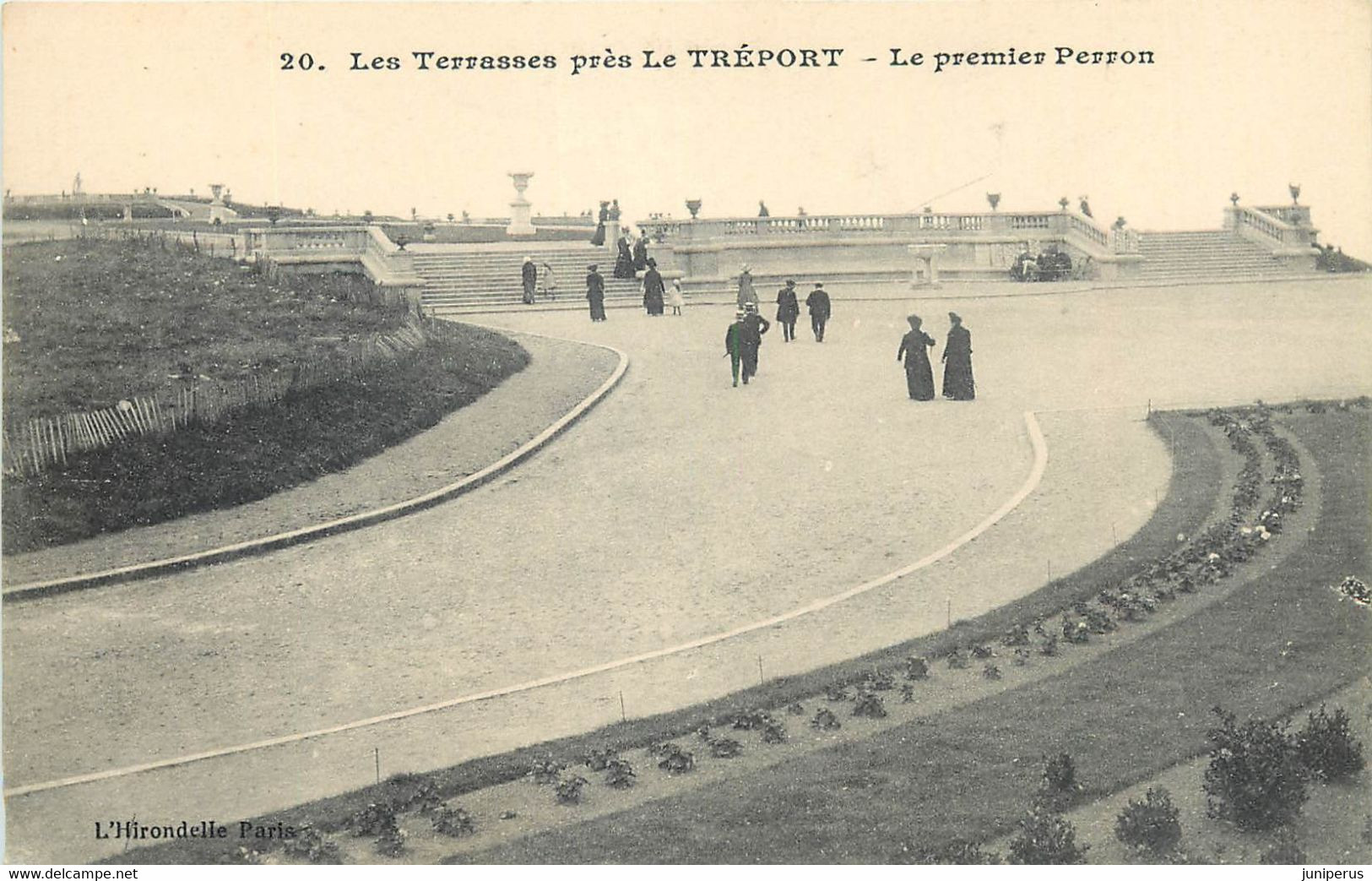 LES TERRASSES PRES LE TREPORT , LE PREMIER PERRON - Le Treport