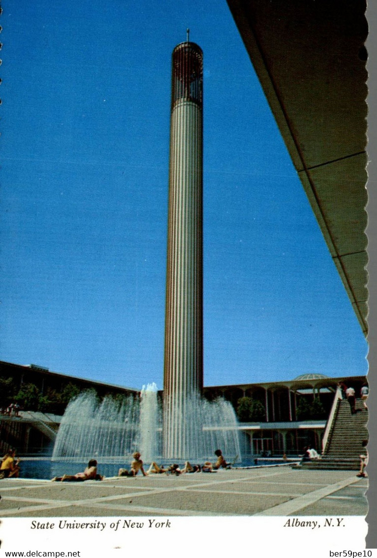 USA STATE UNIVERSITY OF NEW YORK ALBANY THE BELL TOWER AND WADING POOL AT THE CENTER OF THE ACADEMIC PODIUM - Albany