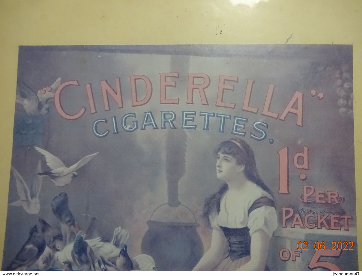 W.D. & H.O. Wills - CINDERELLA CIGARETTES. ( CENDRILLON ) - Années 1920 - ANGLETERRE - - Advertising Items