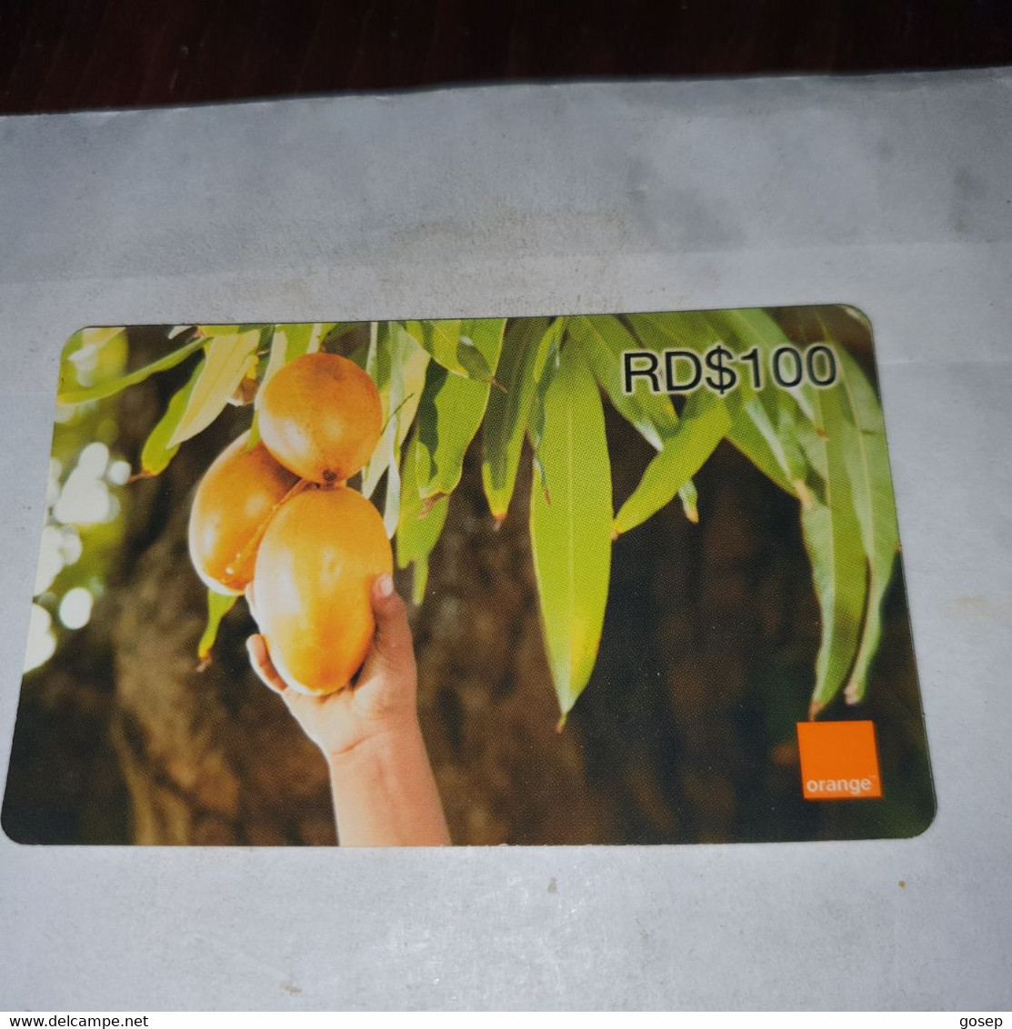 Dominicana-(orange-29rd$100)-(2500-9002-7940-06)-three Mango-(42)-(31.12.2010)-used Card+1card Prepiad Free - Dominik. Republik