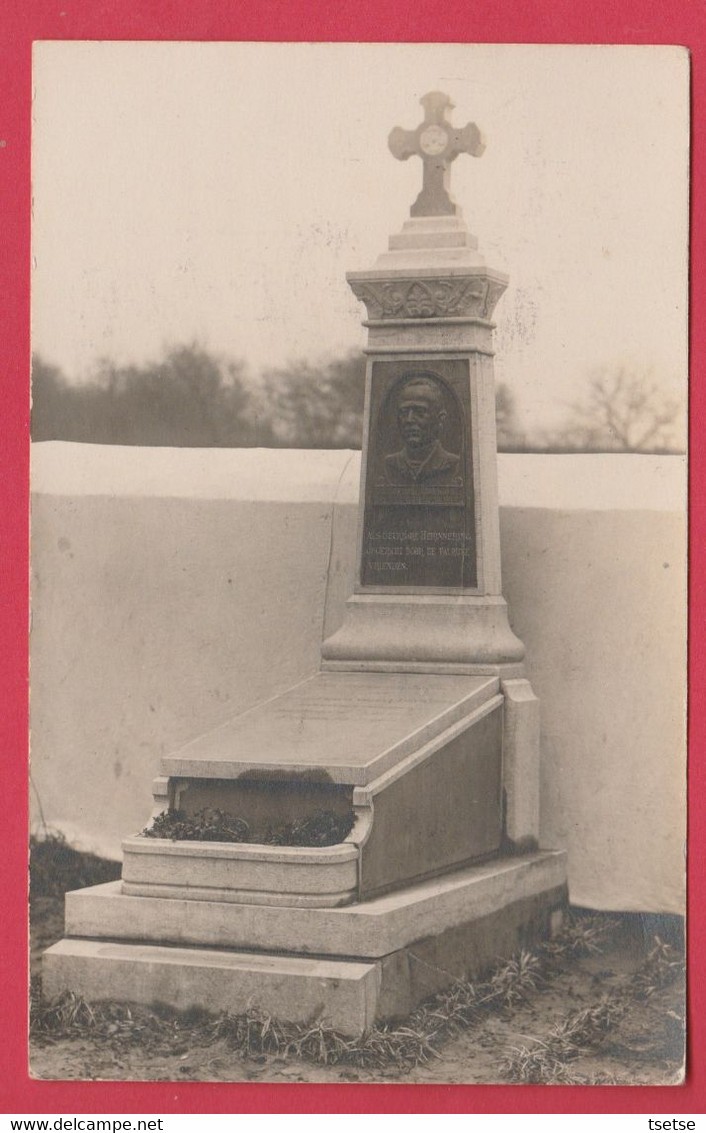 Enghien ???- Monument Funéraire Au Cimetière ... à Situer /  Carte Photo ( Voir Verso ) - Edingen