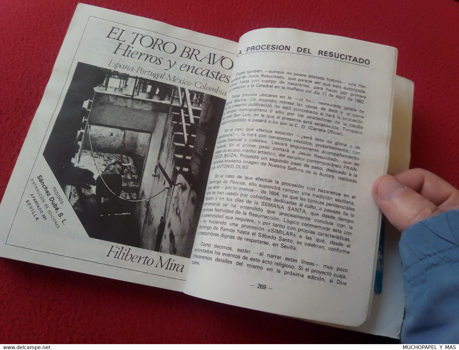 LIBRO GUÍA DE LAS COFRADÍAS SEMANA SANTA SEVILLA 1982 PASOS..CON PUBLICIDAD VARIADA DE LA ÉPOCA SPAIN SPANISH HOLY WEEK.