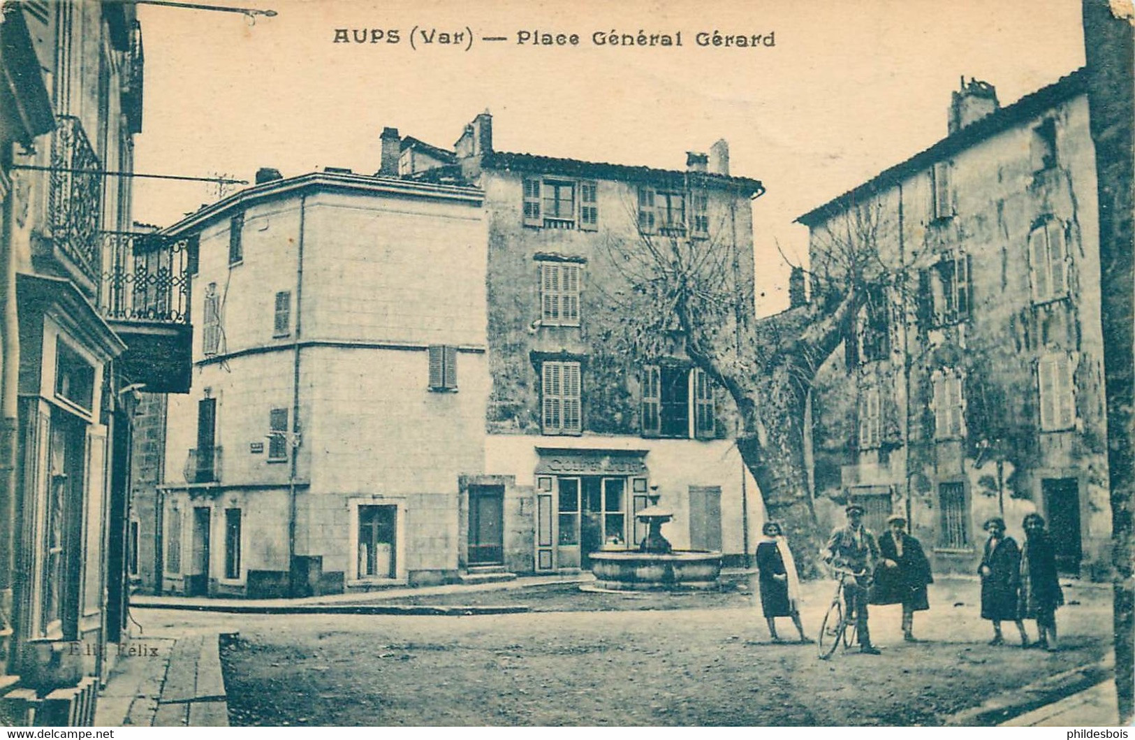 VAR  AUPS Avenue Place Général Gerard - Aups