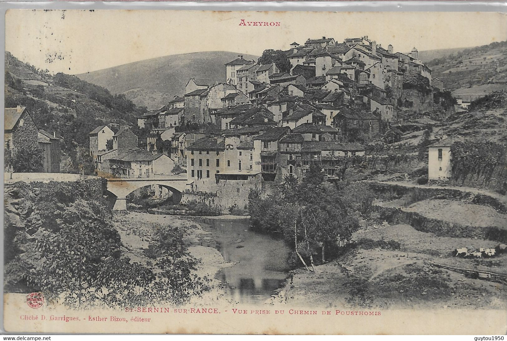 très bon lot de 30 cpa de aveyron  villes villages animées