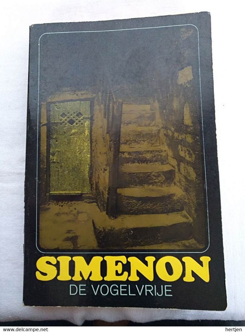 De Vogelvrije - Georges Simenon - Private Detective & Spying