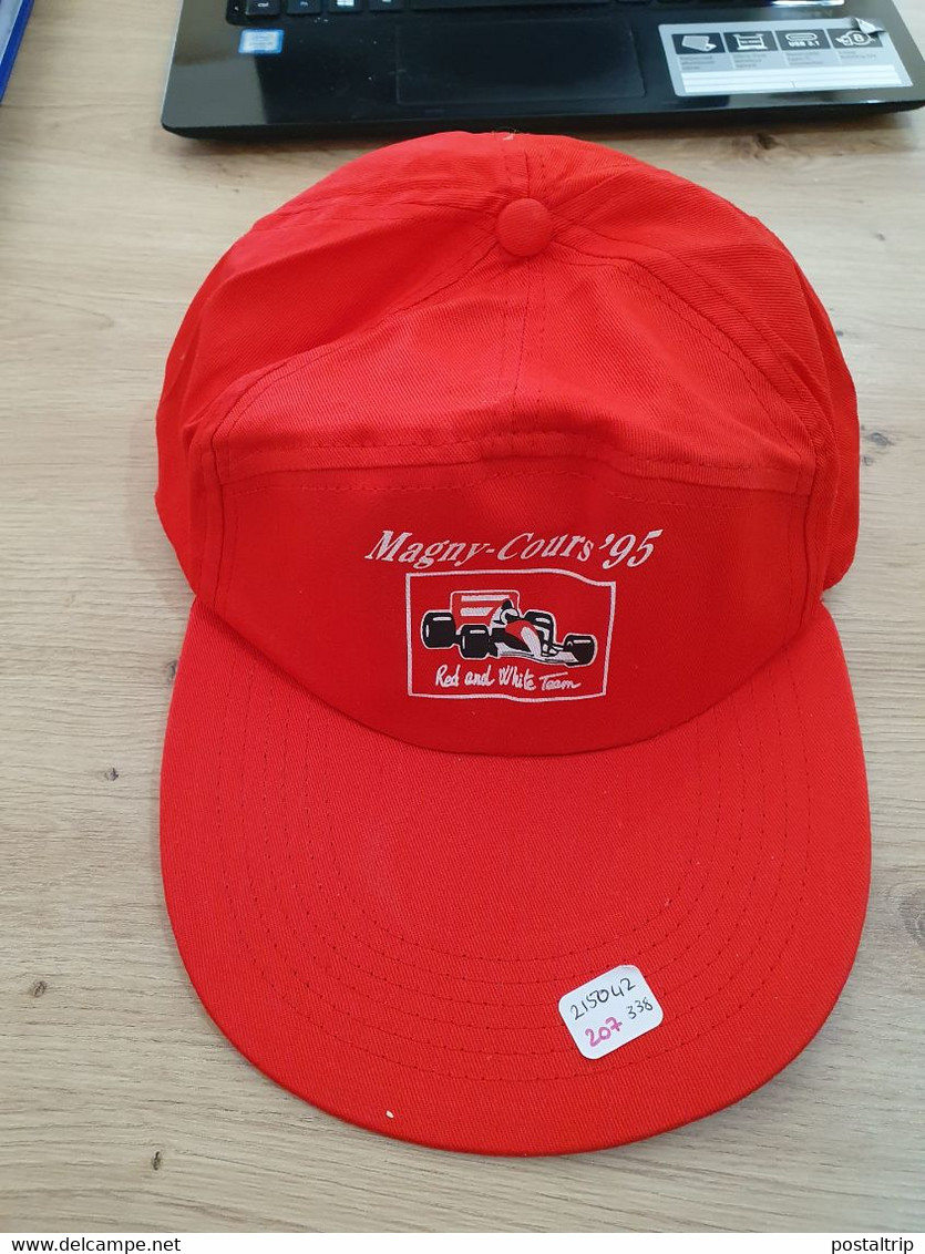 GORRA / CAP / CASQUETTE. F1. FORMULA 1. MAGNY - COURS'95. RED AND WHITE TEAM. - Automobile - F1