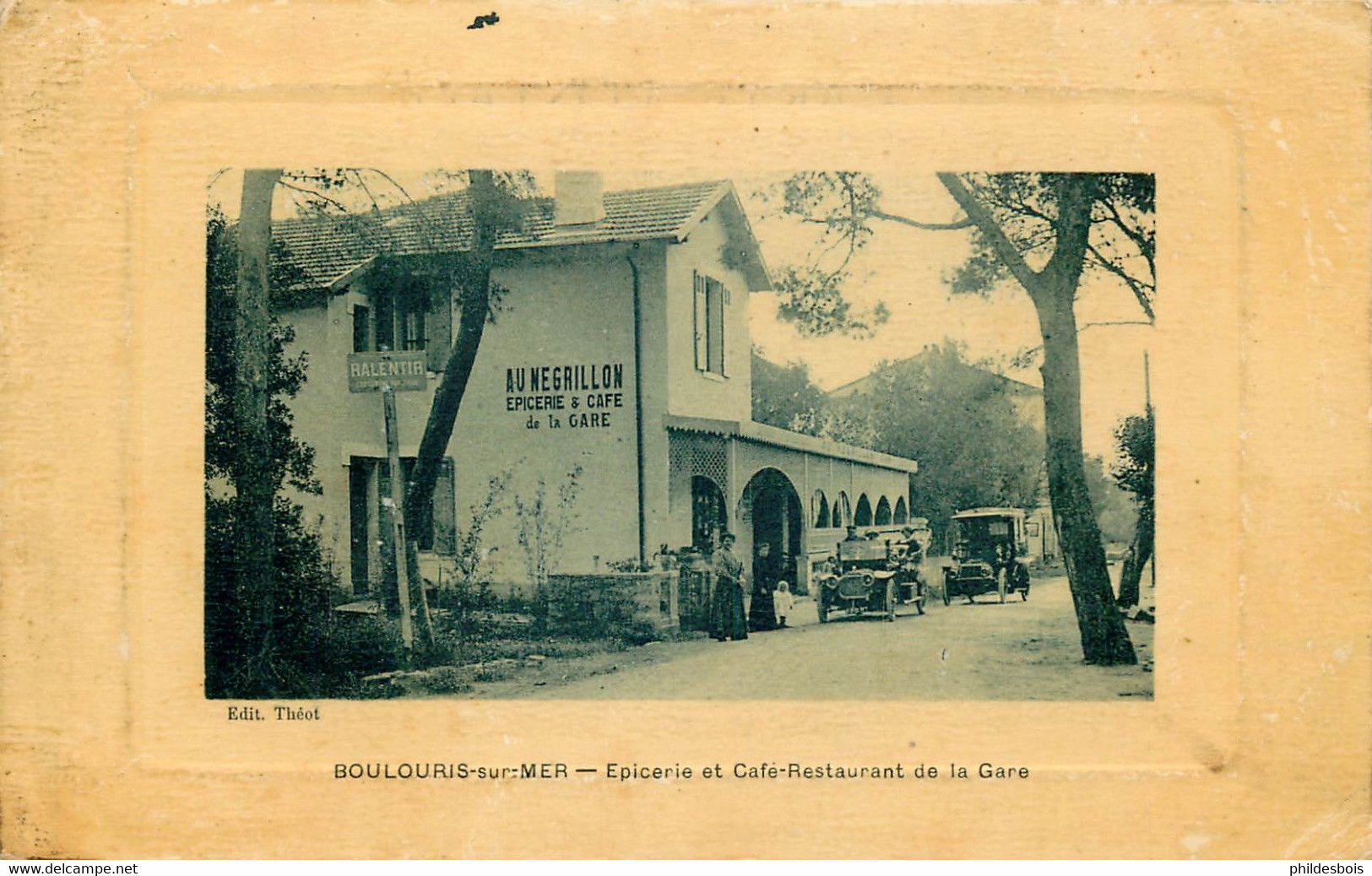 VAR  BOULOURIS  Epicerie Et Café Restaurant De La Gare - Boulouris