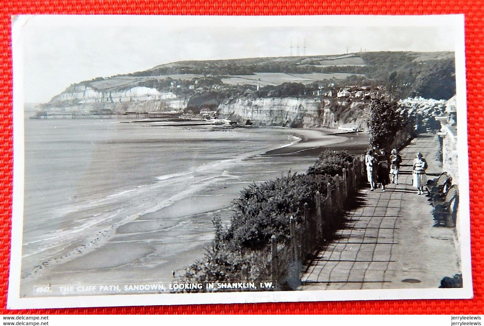 ISLE Of WIGHT  -   SANDOWN  -  The Cliff Path Looking In Shanklin - Sandown