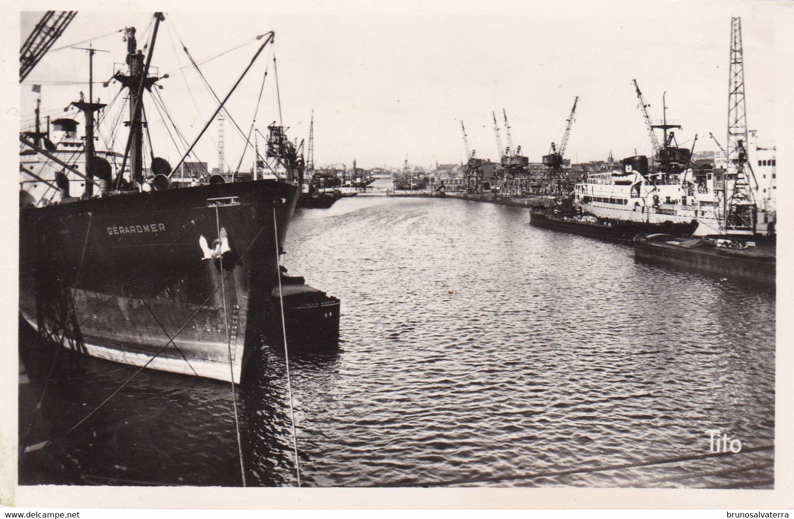 LE HAVRE - Port Autonome - Les Grands Bassins - Cargo Gérardmer - Harbour
