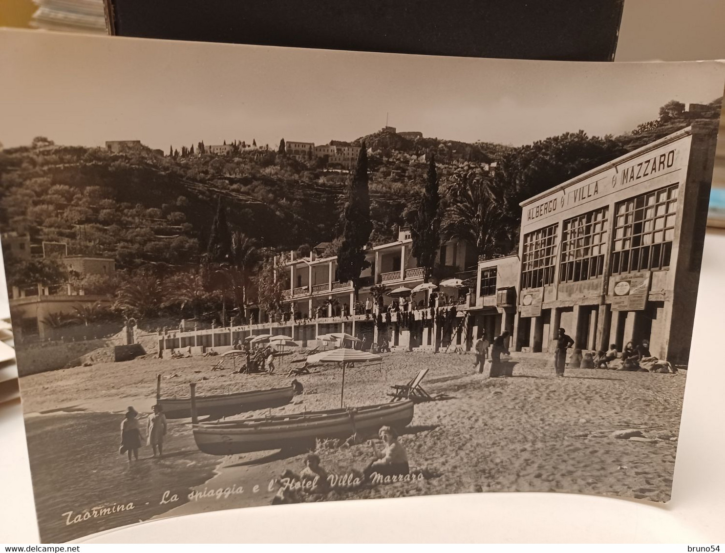 Cartolina Taormina Prov Messina La Spiaggia E L'Hotel Villa Mazzarò 1953 - Nuoro