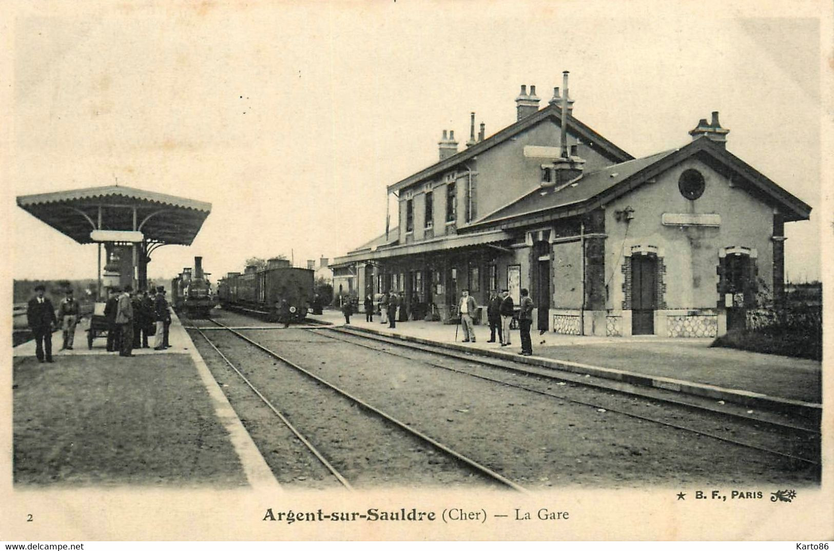 Argent Sur Sauldre * Vue Sur La Gare Du Village * Le Train * Ligne Chemin De Fer - Argent-sur-Sauldre