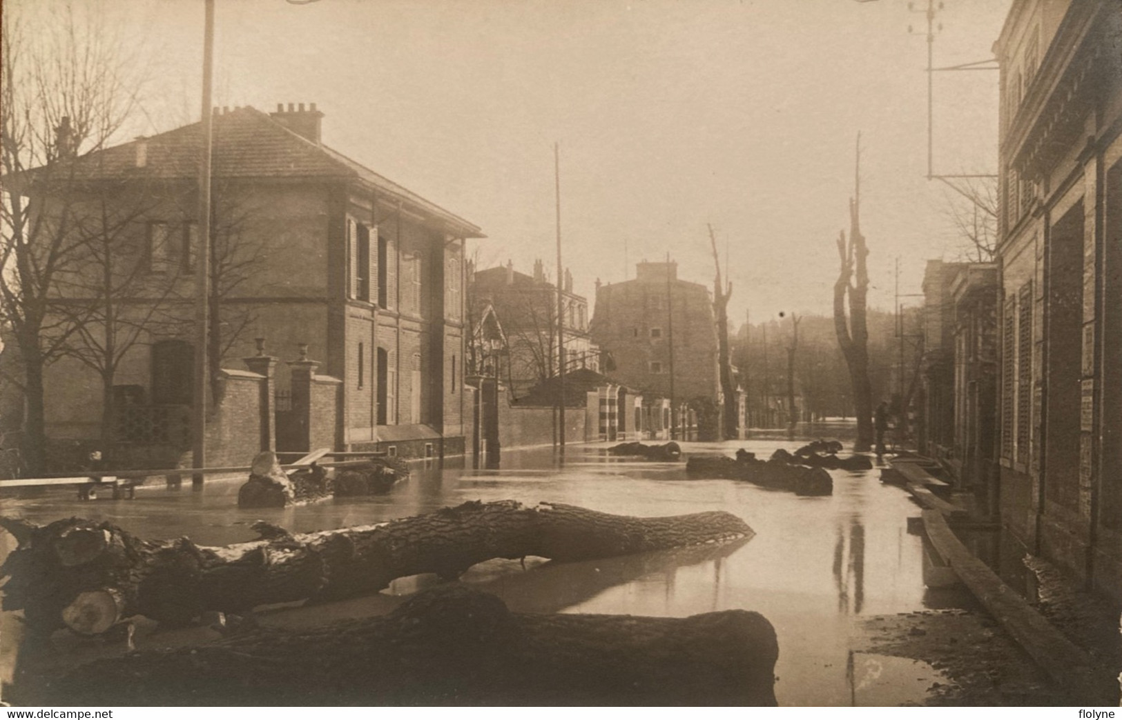 Levallois Perret - Carte Photo - Une Rue De La Ville Pendant Les Inondations - Cruz Catastrophe - Levallois Perret