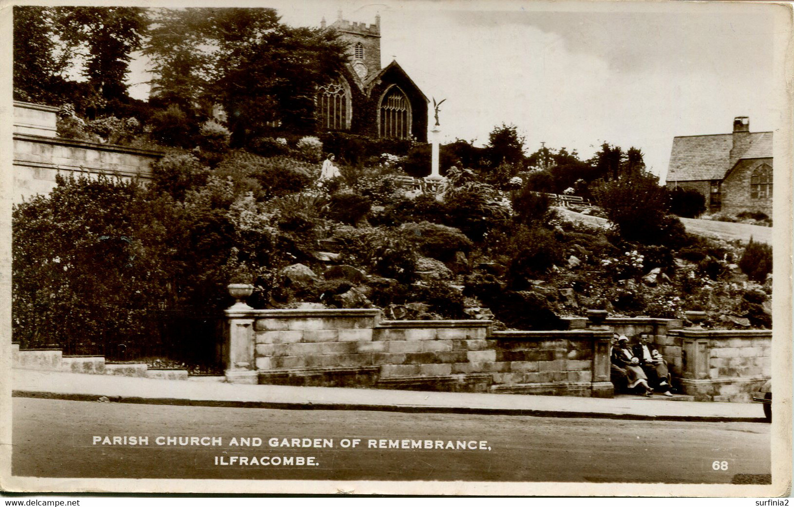 DEVON D-P - ILFRACOMBE - PARISH CHURCH AND GARDEN OF REMEMBRANCE RP Dv1559 - Ilfracombe