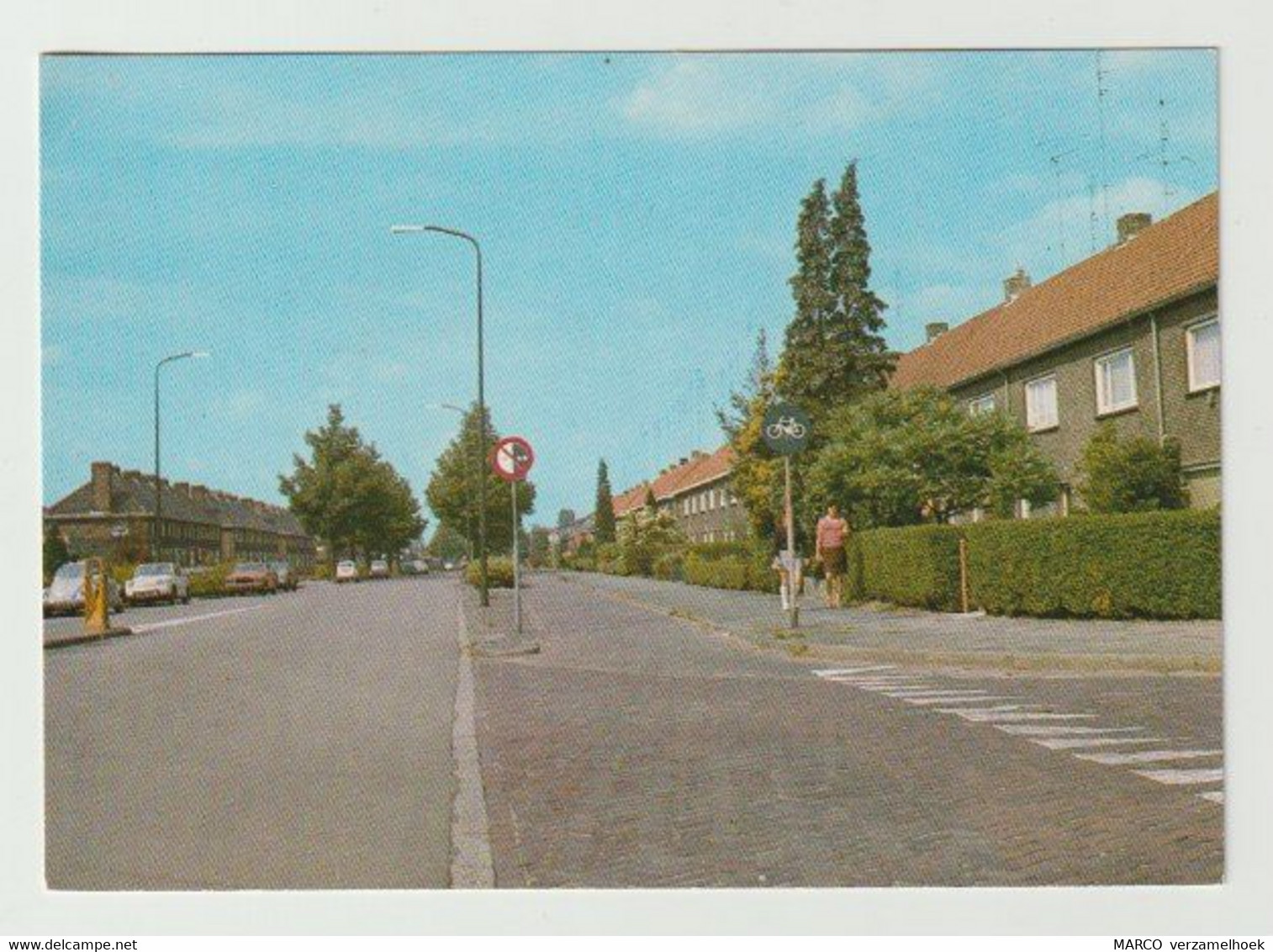 Postcard-ansichtkaart: Burg. Van Houtlaan Helmond (NL) 1974 - Helmond