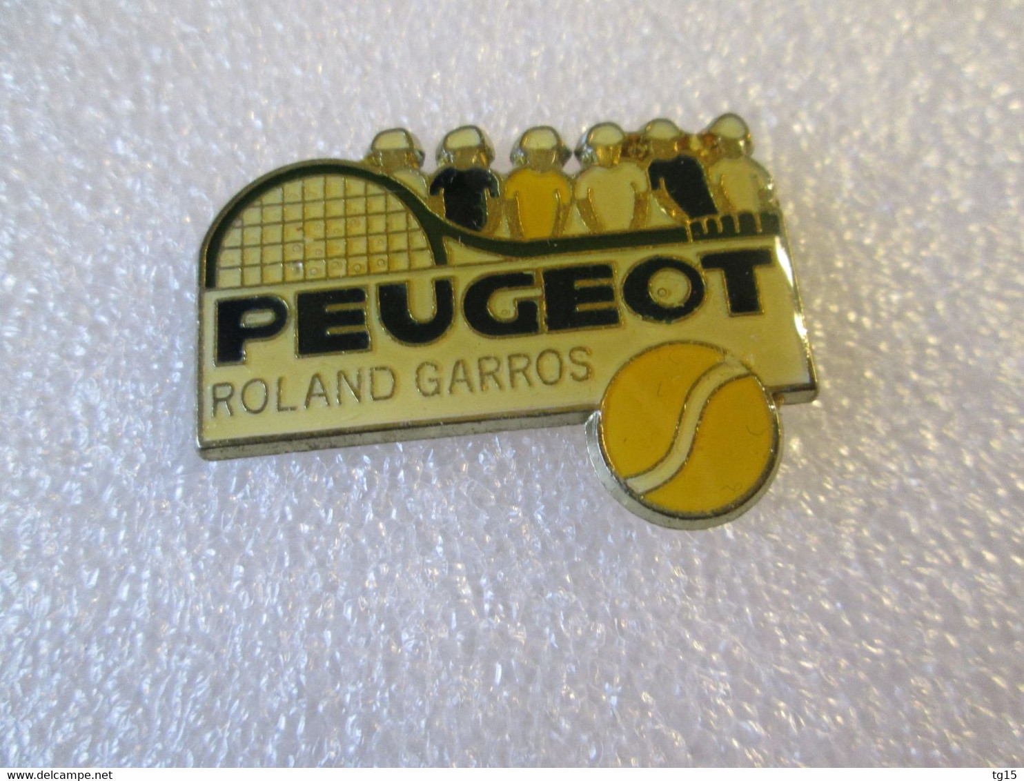 PIN'S    PEUGEOT   ROLAND GARROS - Peugeot