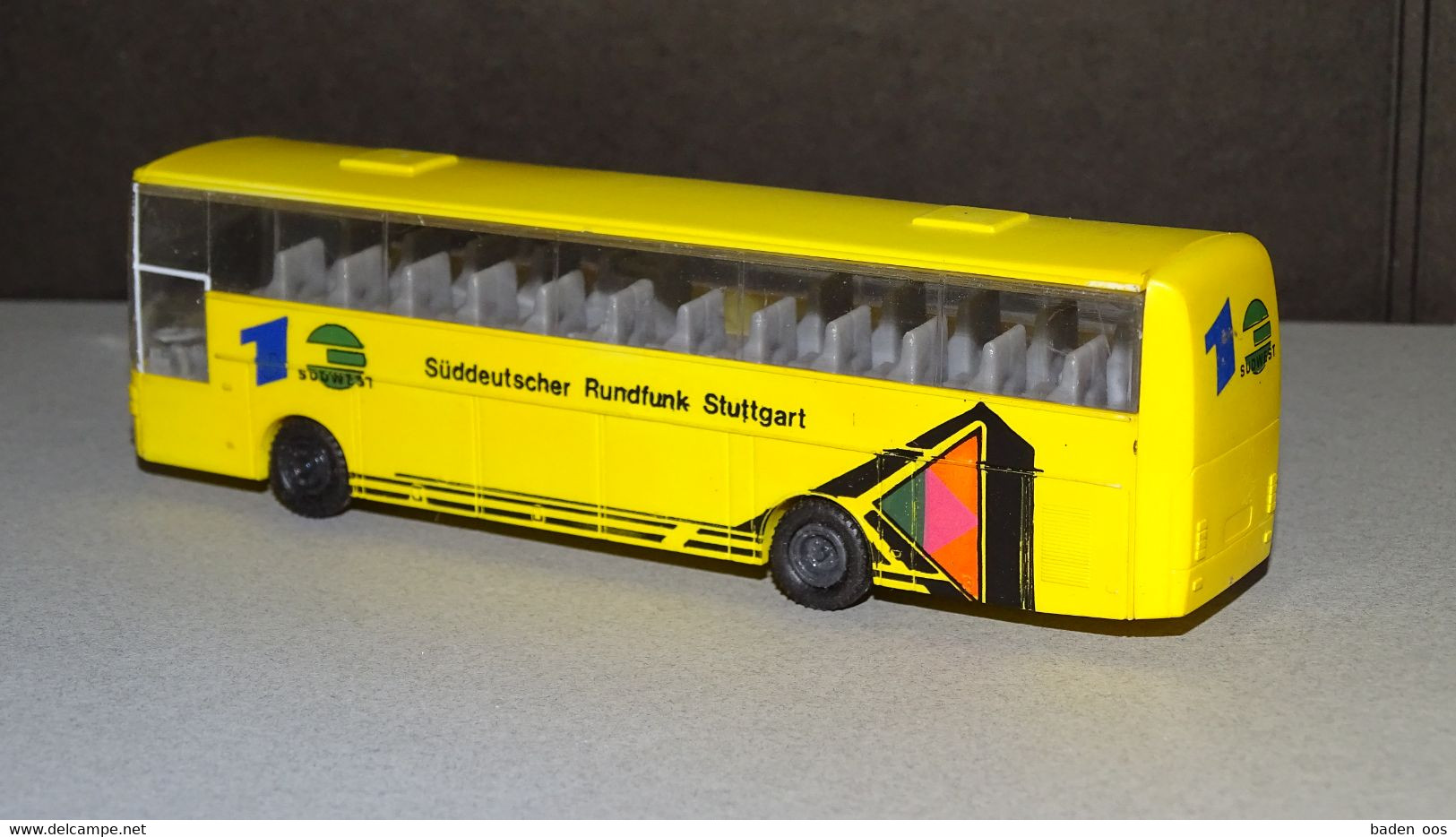 Suddeutcher Rundfunk Stuttgart Vanhool T815 Alicron - Road Vehicles