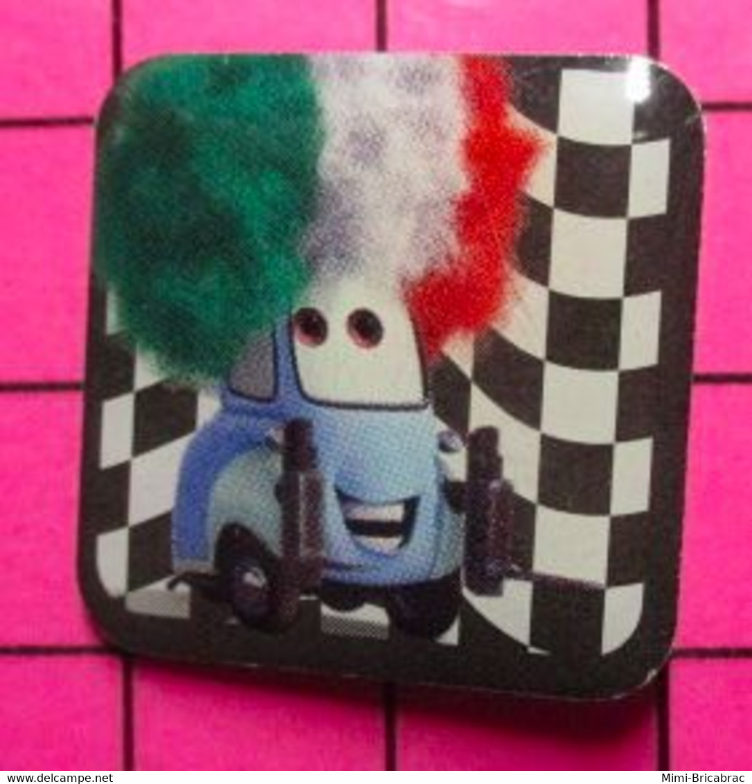 SPEDIS Pin's Pins / Beau Et Rare / THEME : DISNEY / PERSONNAGE DU DESSIN ANIME PIXAR "CARS" - Disney