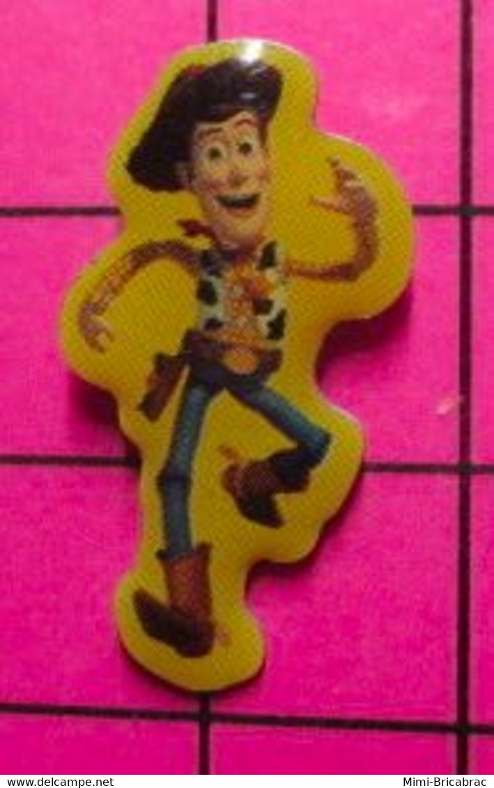 SPEDIS Pin's Pins / Beau Et Rare / THEME : DISNEY / PERSONNAGE DU DESSIN ANIME PIXAR "TOY STORY" - Disney