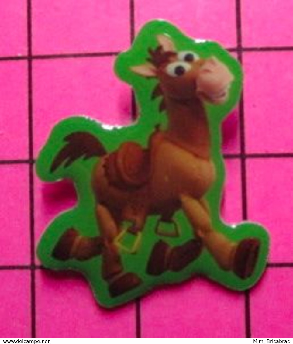 SPEDIS Pin's Pins / Beau Et Rare / THEME : DISNEY / PERSONNAGE DU DESSIN ANIME PIXAR "TOY STORY" - Disney