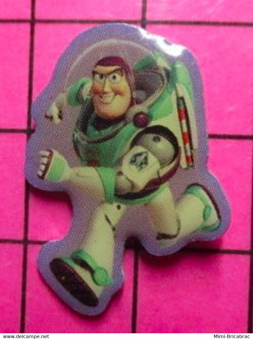 SPEDIS Pin's Pins / Beau Et Rare / THEME : DISNEY / PERSONNAGE DU DESSIN ANIME PIXAR "TOY STORY" - Disney