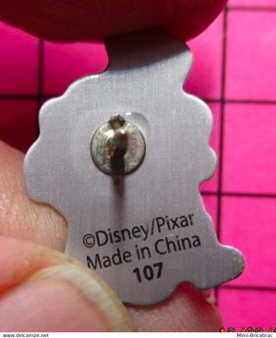 SPEDIS Pin's Pins / Beau Et Rare / THEME : DISNEY / PERSONNAGE DU DESSIN ANIME PIXAR "TOY STORY" - Disney