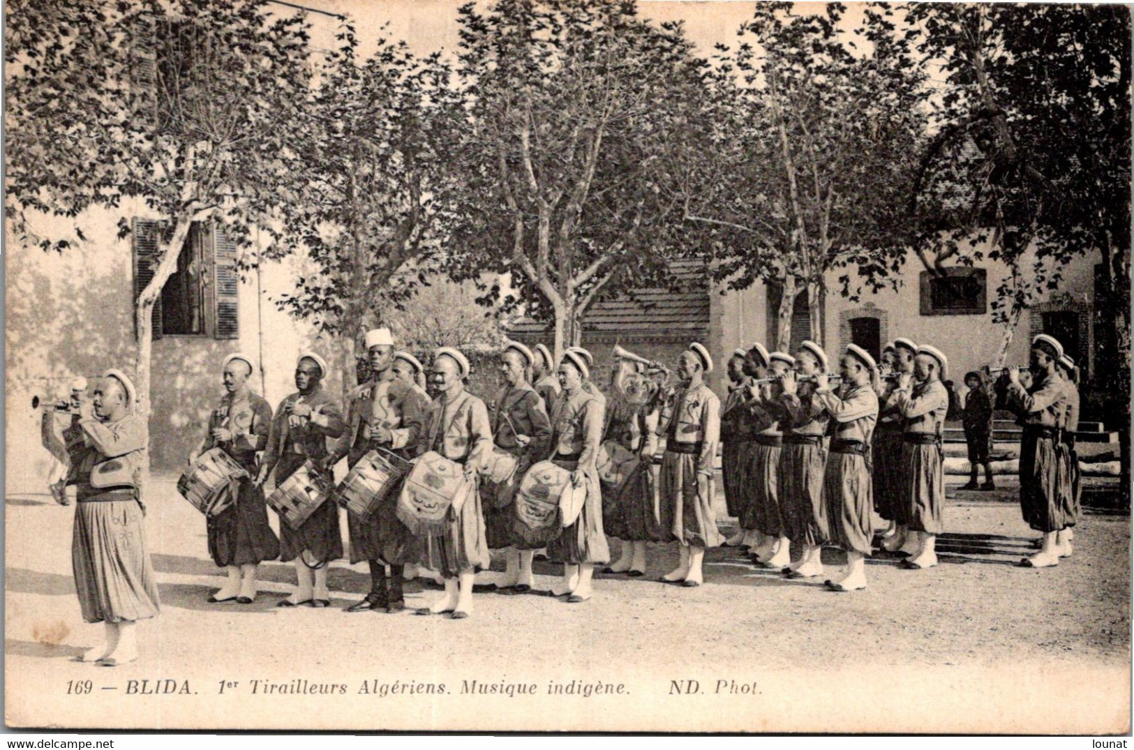 Algérie - BLIDA - 1er Tirailleurs Algériens  - Musique Indigène  - Trompettes - Tambour - Blida