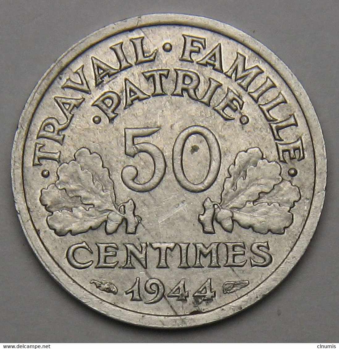 ASSEZ RARE 50 Centimes Francisque, Légère, 1944 - Etat Français - 50 Centimes