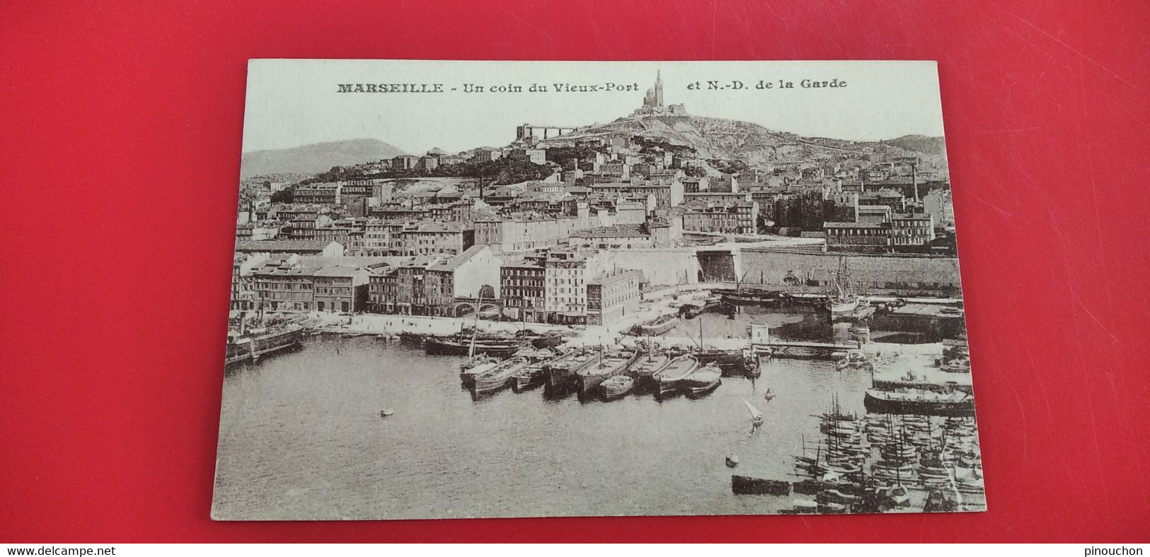 Cpa - Marseille - Un Coin Du Vieux Port Et Notre Dame De La Garde - - Vieux Port, Saint Victor, Le Panier