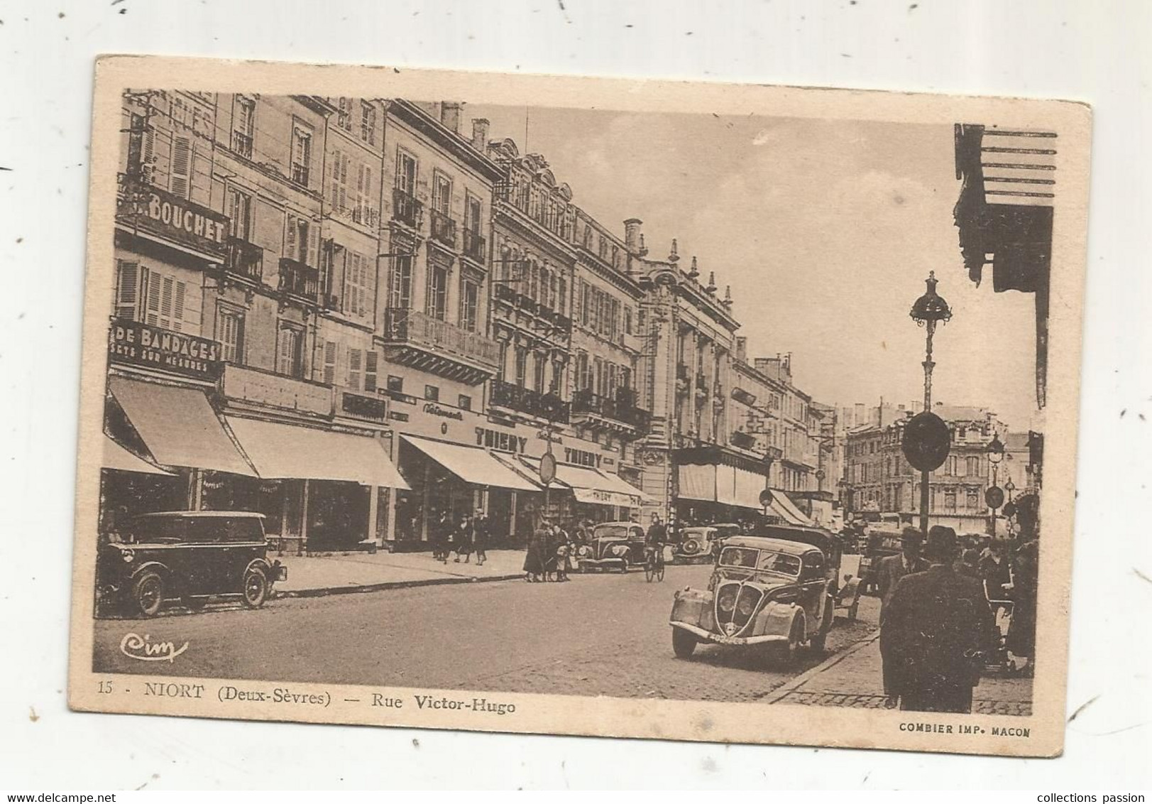 Cp , Automobiles , 79 ,NIORT , Rue VICTOR HUGO, Vierge - Voitures De Tourisme