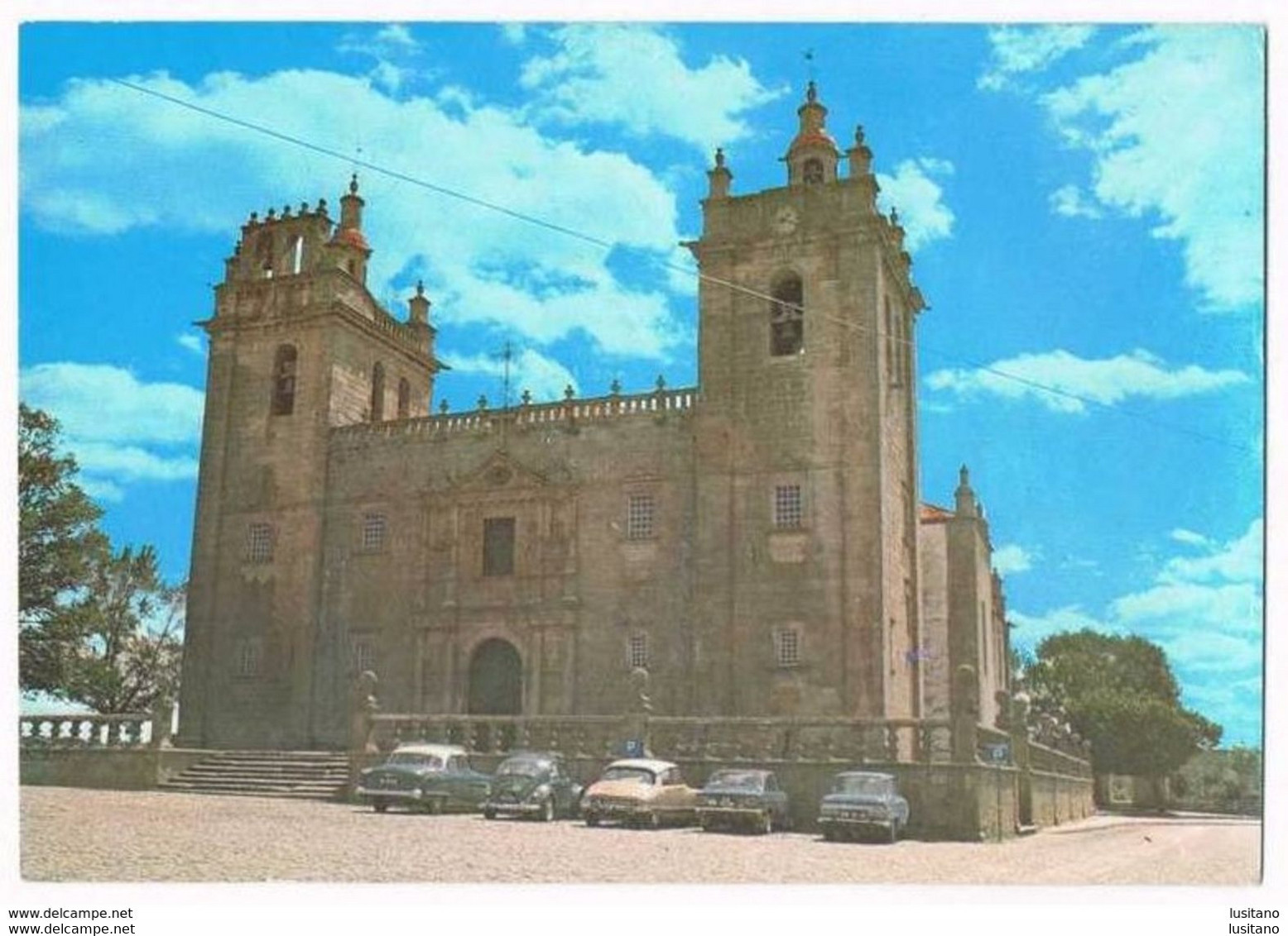 MIranda Do Douro - Eglise Citroen DS Opel Kapi  Cars Voitures - Portugal - Bragança