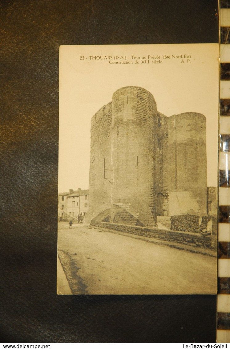 CP, 79,Thouars - Tour Au Prévot Côté Nord Est , Construction Du XIII è Siècle -N°22 - Thouars