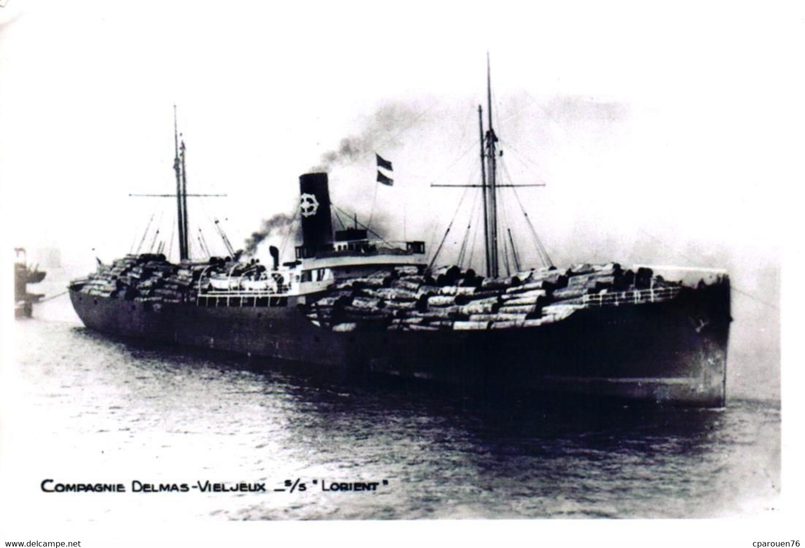 Photo Bateau "Lorient " Delmas Paris Orléans 1921 Newcastle Grande Bretagne Torpillé SM " U 952 " - Schiffe