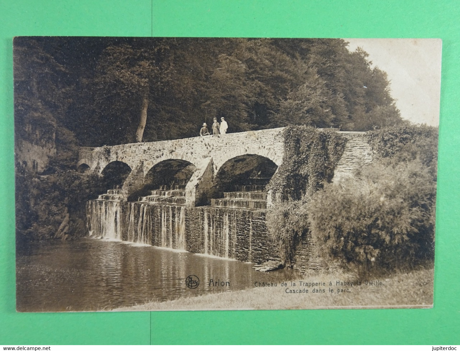 Arlon Château De La Trapperie à Habay-la-Vieille Cascade Dans Le Parc - Arlon