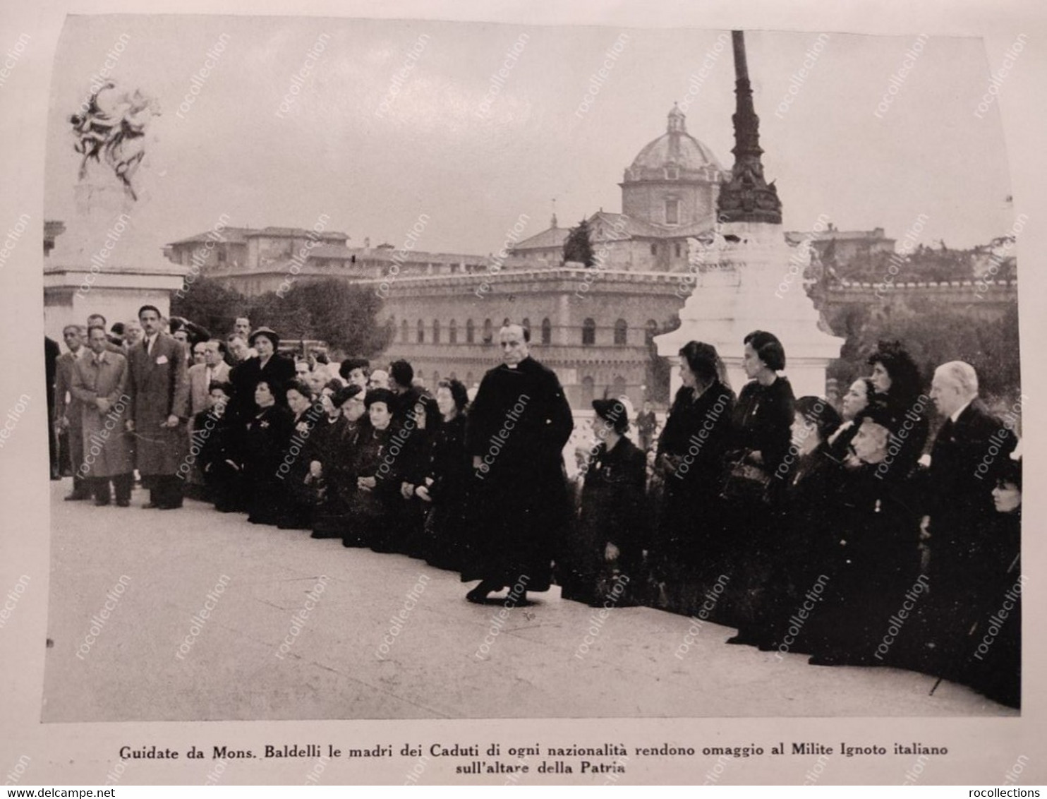 Pilgrimage Of Foreign Family Members To The Cemeteries To The Graves Of The War Dead. Rome Anzio Montecassino Genova - War 1939-45