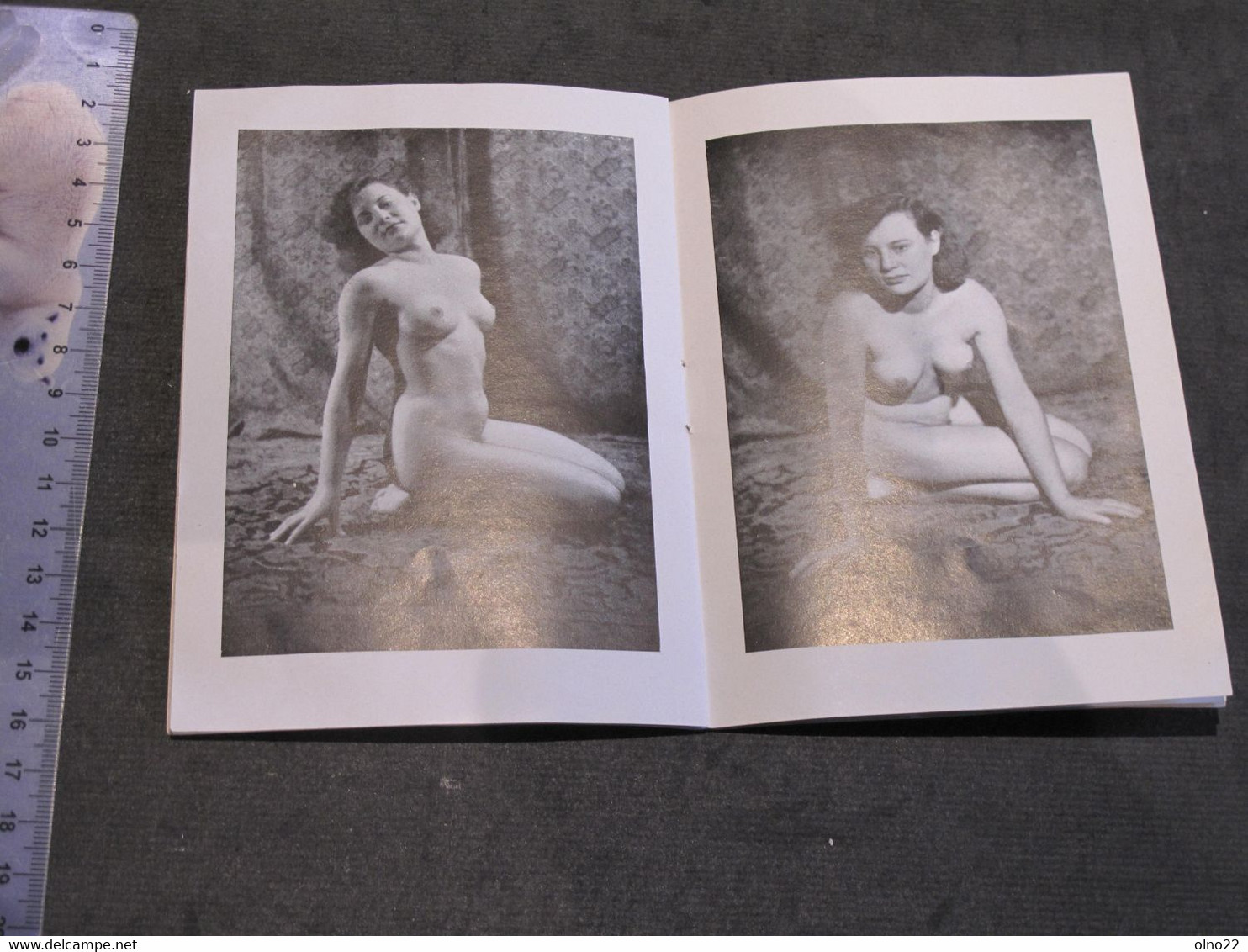 HARMONIE - CAMERA BIELD KIEL - PETIT RECUEIL DE 15 PHOTOS N/B DE NUS FEMININS EDITION ALLEMANDE - CIRCA ANNEES 50 - Photographie