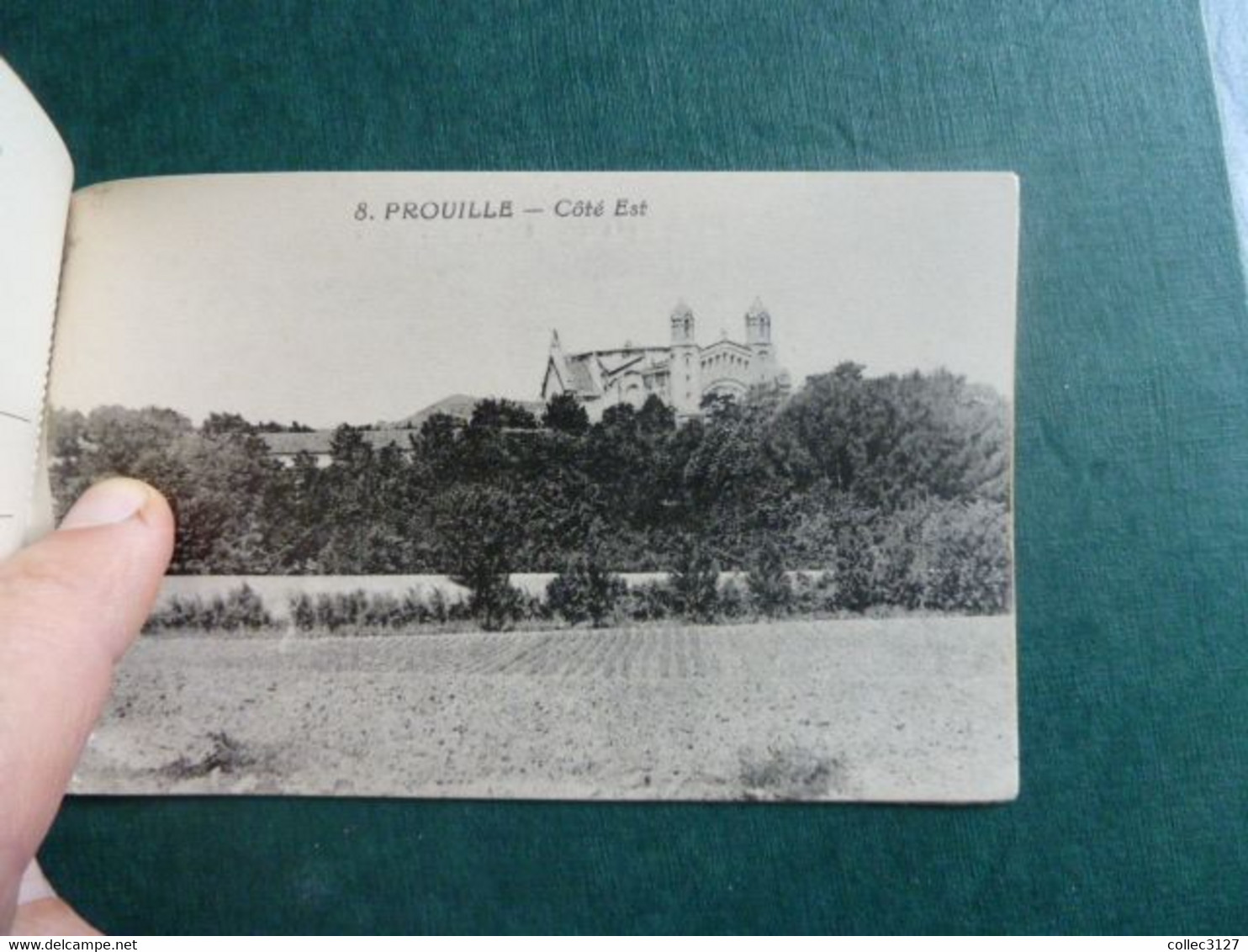 F21 - 11 - Album Souvenir du Monastere de Prouille - Carnet de 8 Cartes détachables - complet