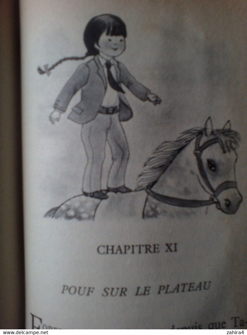 Cirque - Friedrich Feld - Pouf fait du cinéma - Illustrations de Anny le Polotec - G.P. Paris - Dès 6 ans