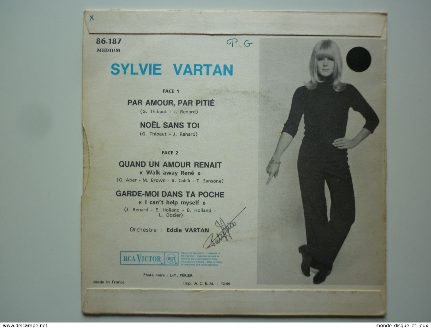 Sylvie Vartan 45Tours EP Vinyle Par Amour, Par Pitié Pochette Papier Mint - 45 T - Maxi-Single