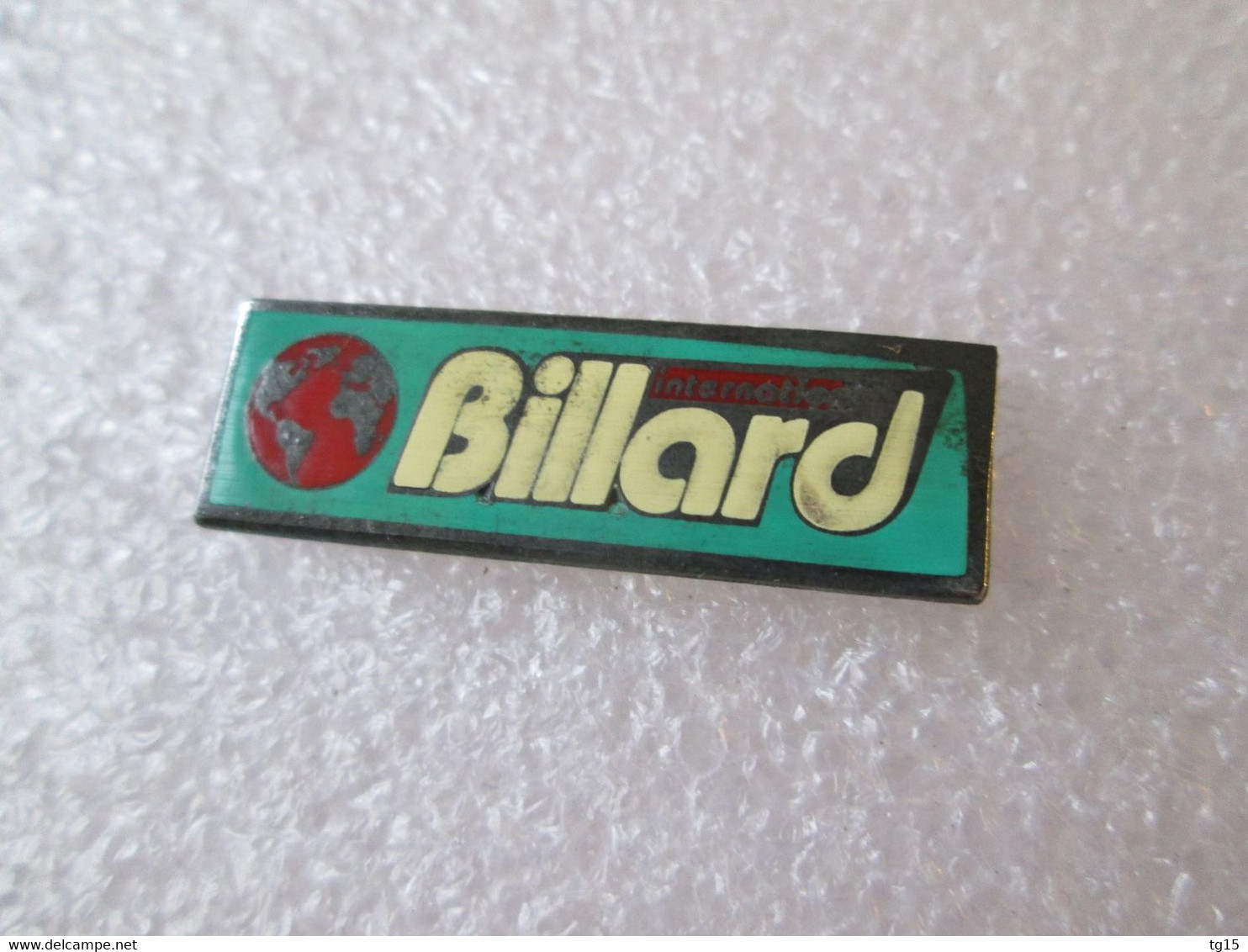 PIN'S   SPORT   BILLARD  INTERNATIONAL  Zamak Brut - Billard